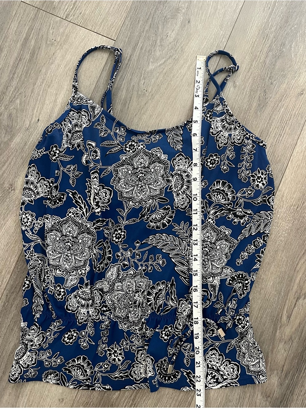 Caribbean Joe Blue Floral Tankini Top Size 14 Adjustable Straps Swim - Picture 8 of 9
